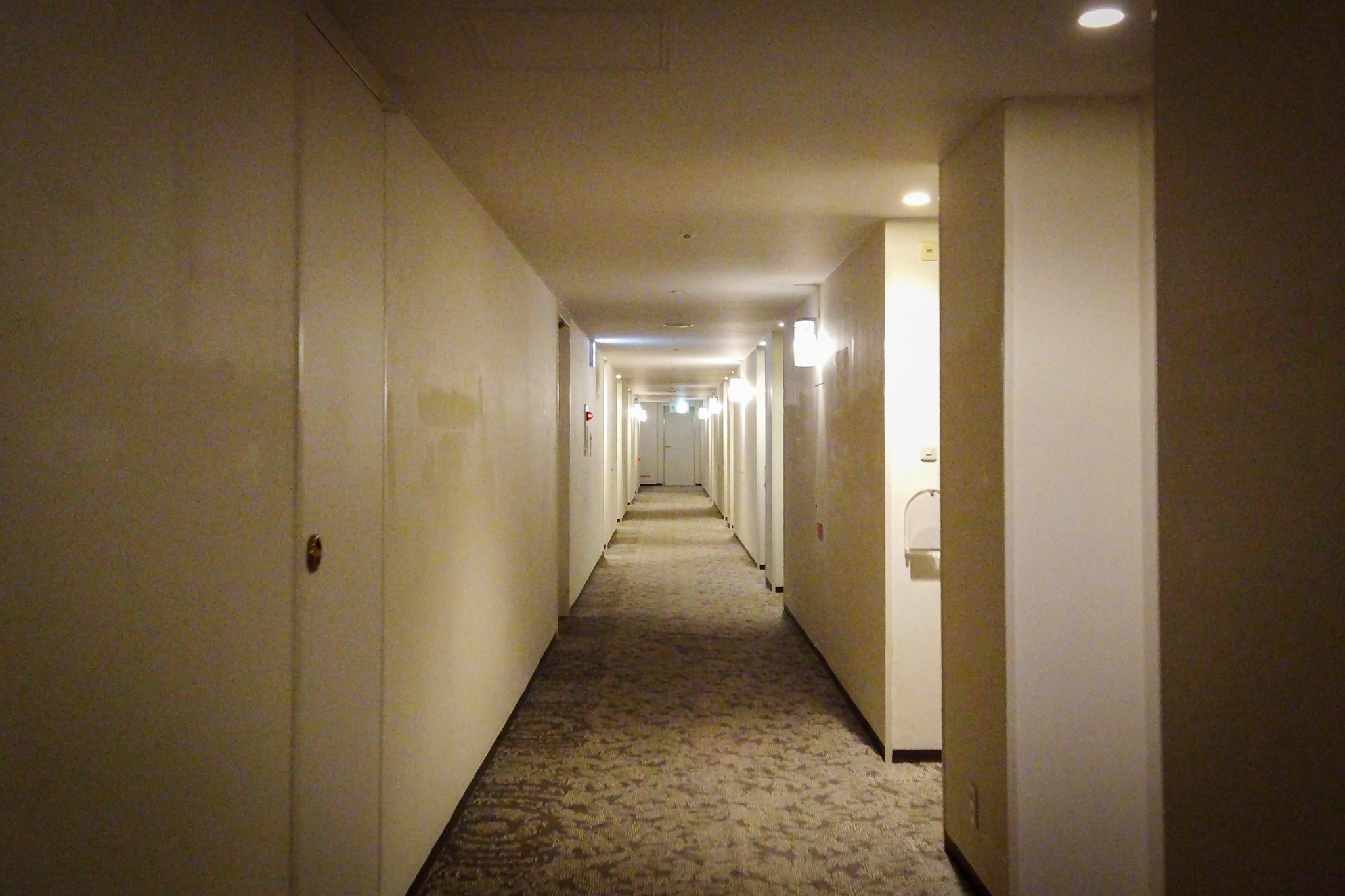 沖縄ハーバービューホテルの廊下